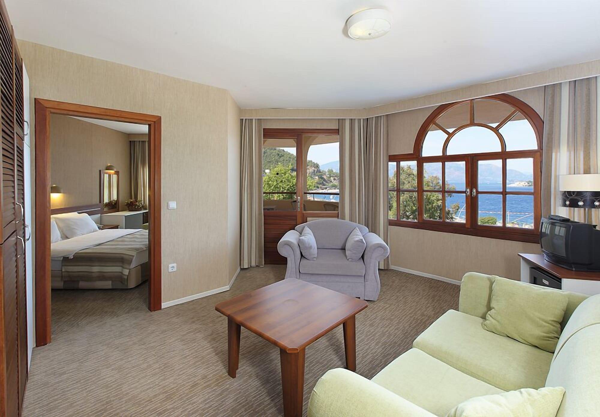 Fortuna Beach Hotel İcmeler Bagian luar foto