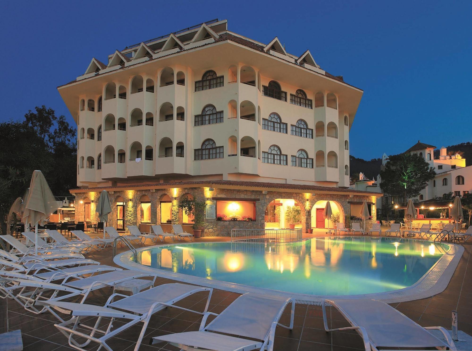 Fortuna Beach Hotel İcmeler Bagian luar foto