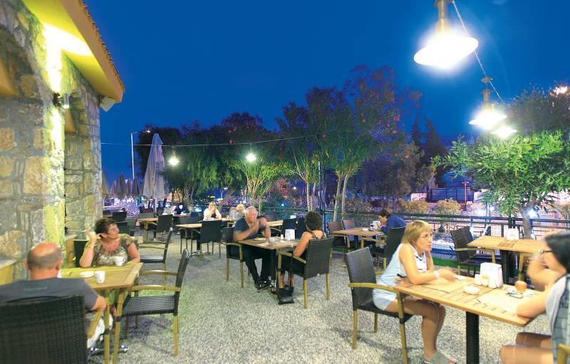 Fortuna Beach Hotel İcmeler Bagian luar foto
